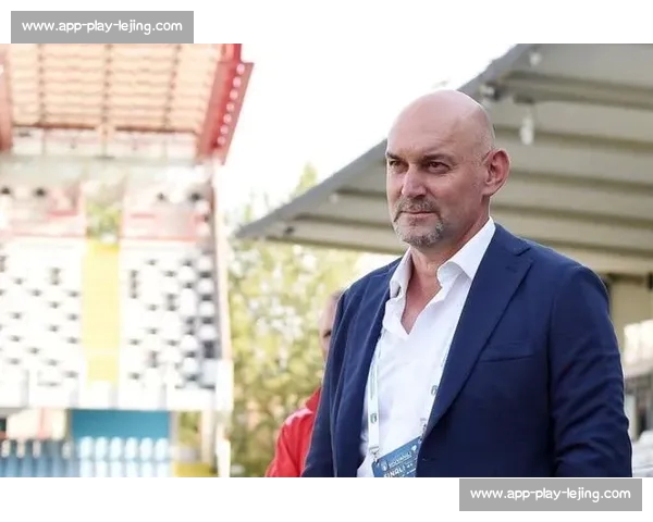 斯基拉:韦基重返国米执教 U23 签约至 2027 年